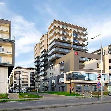 Sky Home- Rose -manufaktura, Bezplatny Parking, Klima, Dostep Na Kod מלון 3*